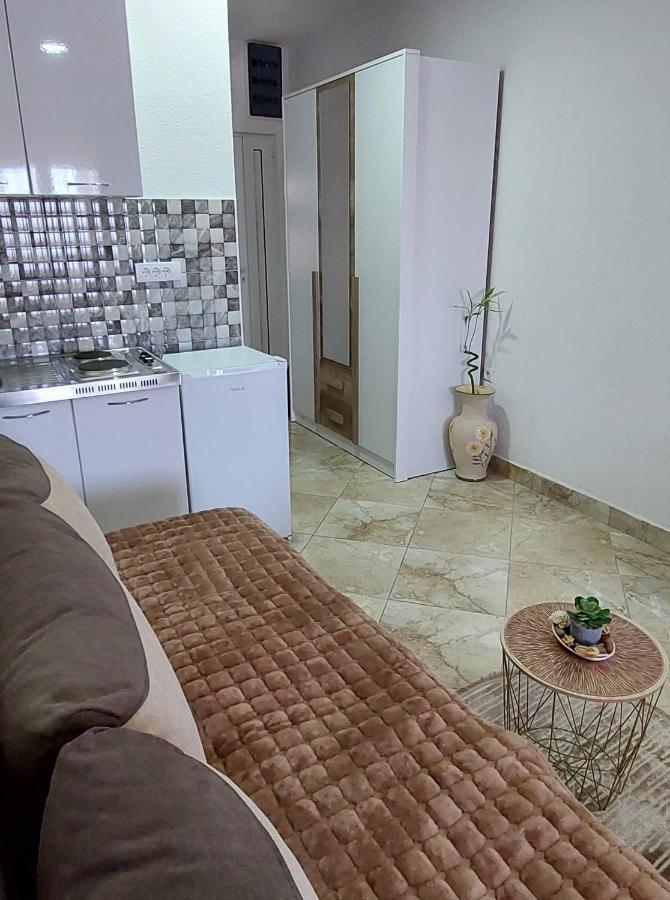 Apartmani Jovan อุลซิน ภายนอก รูปภาพ