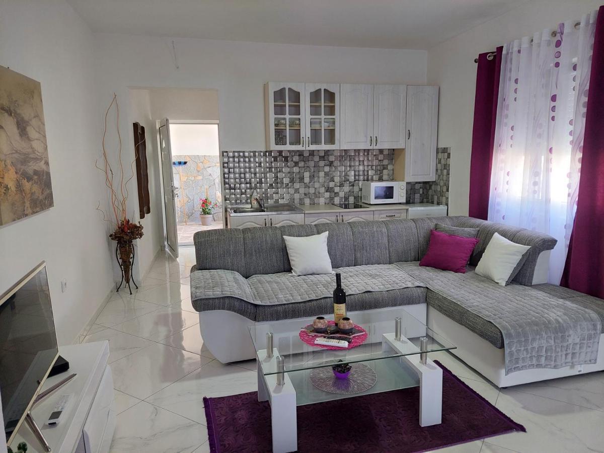 Apartmani Jovan อุลซิน ภายนอก รูปภาพ