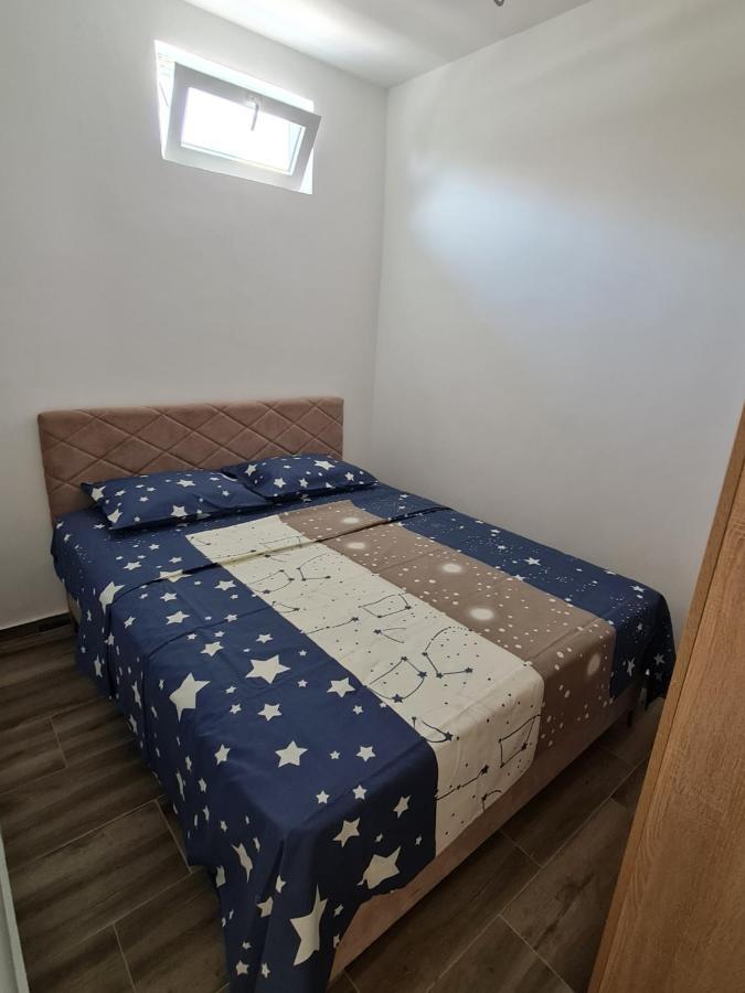 Apartmani Jovan อุลซิน ภายนอก รูปภาพ