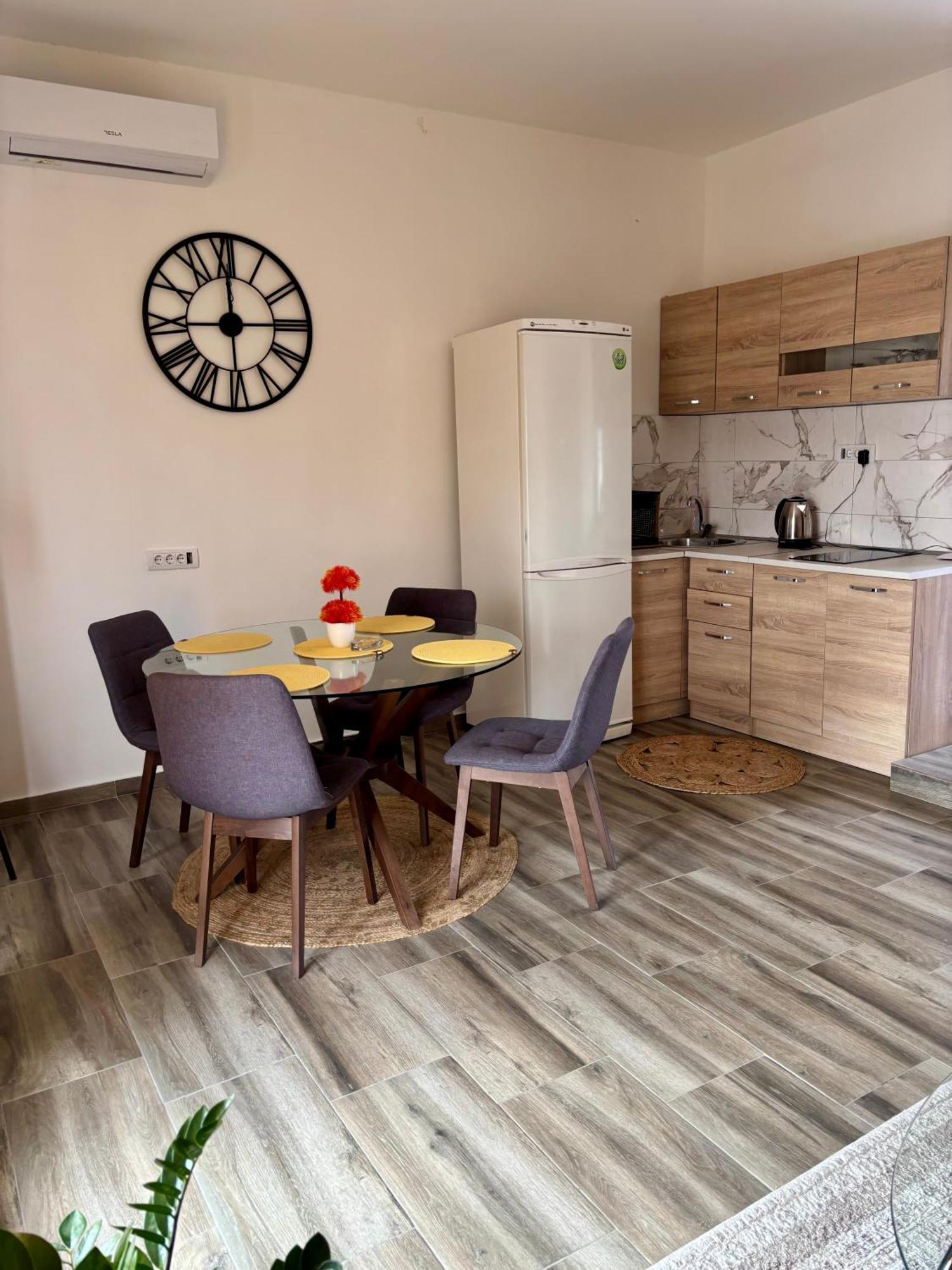 Apartmani Jovan อุลซิน ภายนอก รูปภาพ
